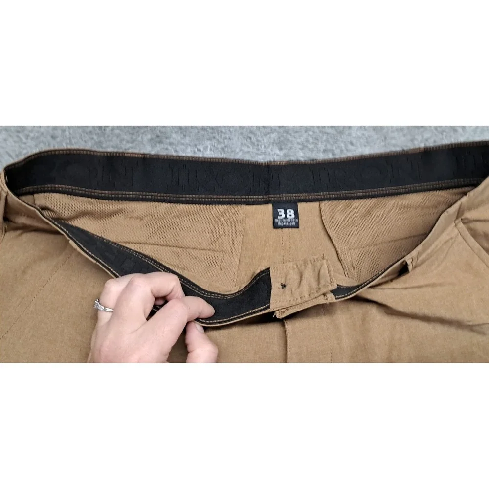 Iron Co. Cargo Shorts Mens Sz 38 Comfort Waistband Regular Fit Khakis Wicking